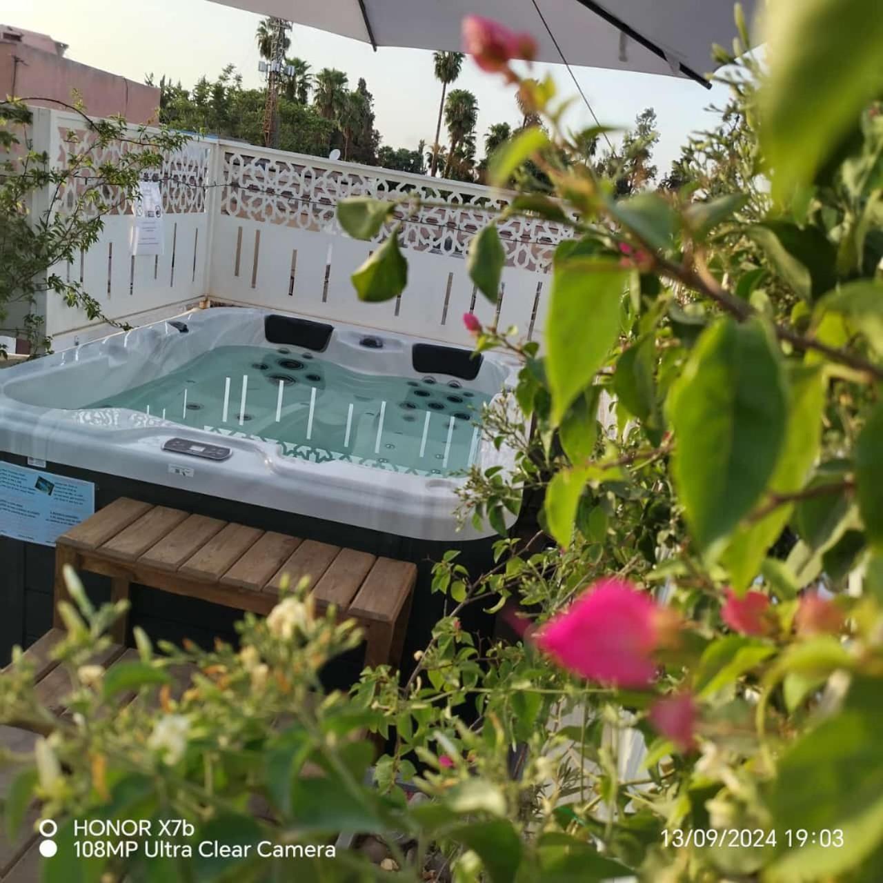 Riad & Spa Sous Le Soleil Chez Jerome Et Pamela Ch Lagon Marrákes Kültér fotó